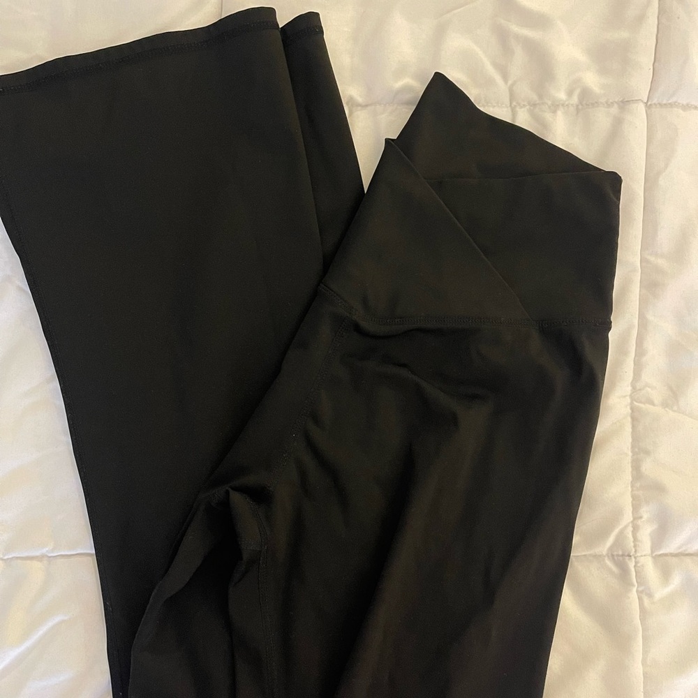 cross waist black flare leggings